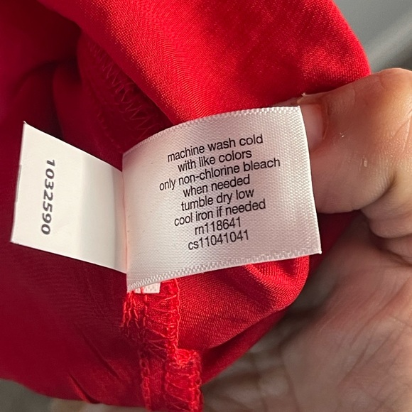 ✨ Lane Bryant Red Asymmetrical Poncho Top – Size 26/28 l Poshmark ✨ - Picture 10 of 10